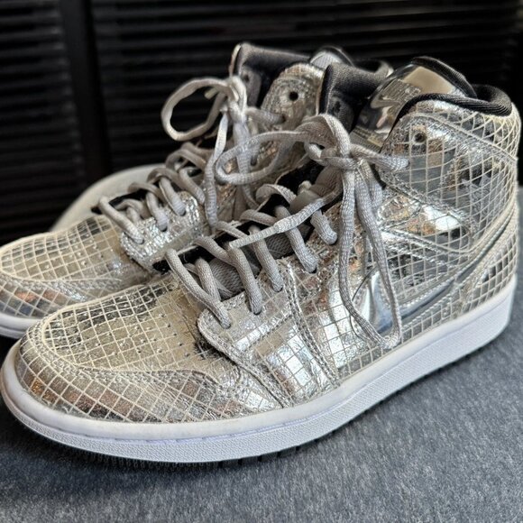 Air Jordan 1 Mid SE Disco Metallic Silver Womens-CU9304-001 - Size 8 - Picture 1 of 2